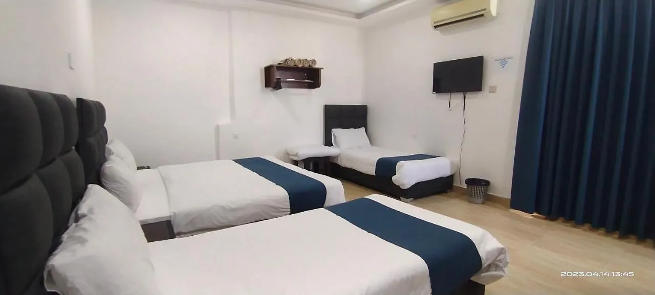 Happy Beach For Studio Rooms Apartment Aqaba Jordan